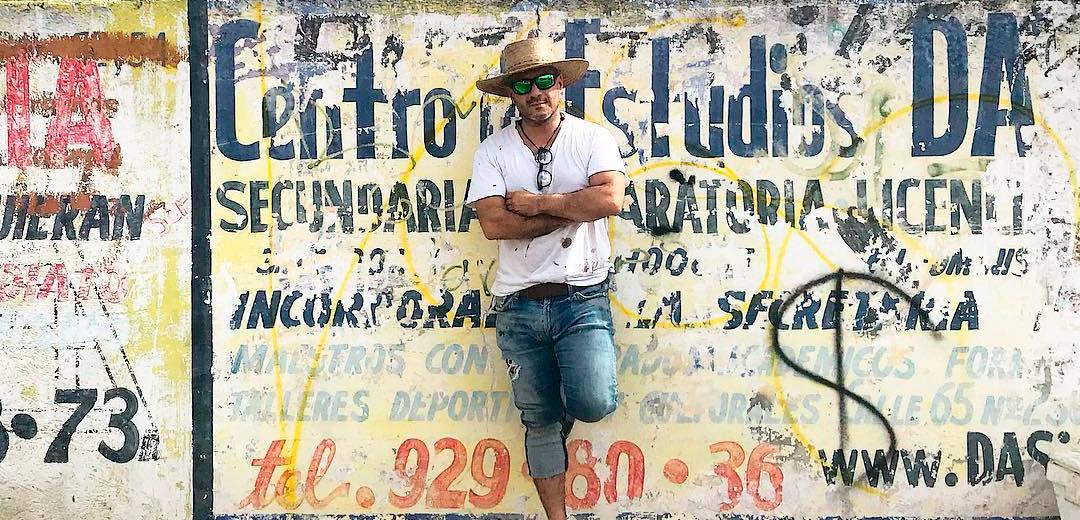 Visual Artist Alfredo Romero Homage to Mexico's Modern History MID