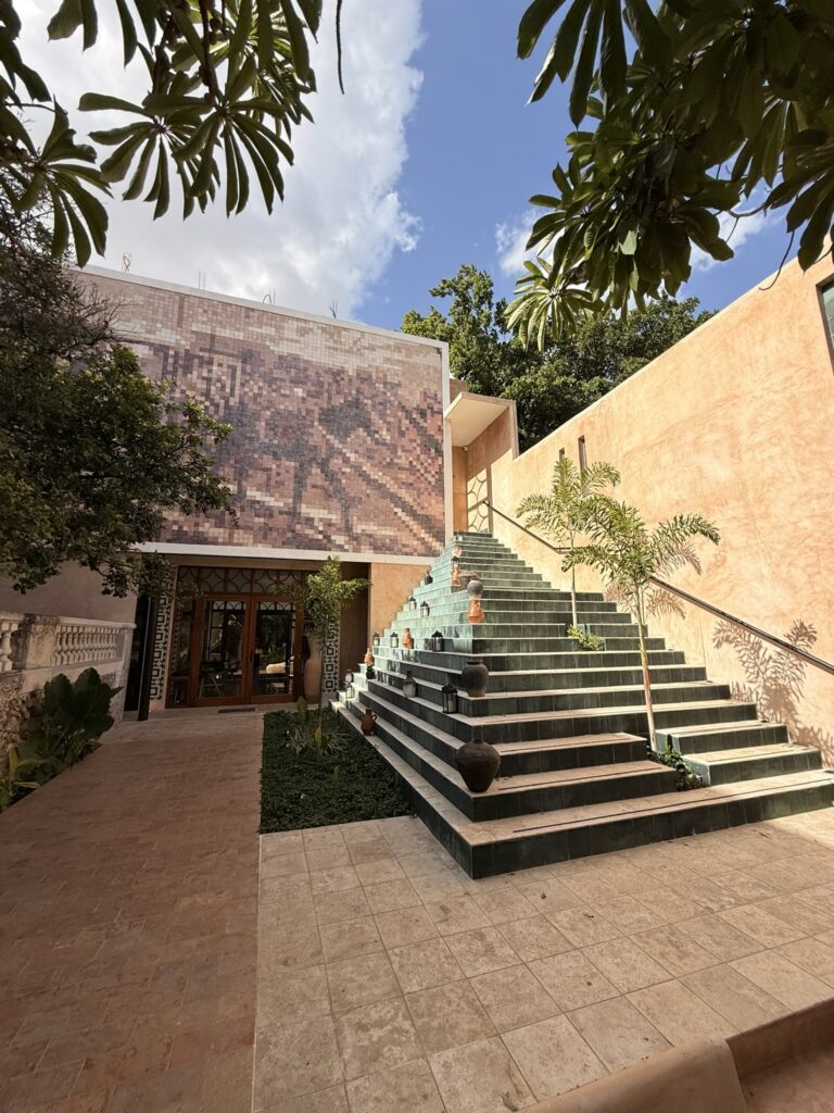 CIGNO Mejorada boutique hotel in Mérida, Yucatán, featuring luxury accommodations, Yucatecan architecture, and fine dining.
